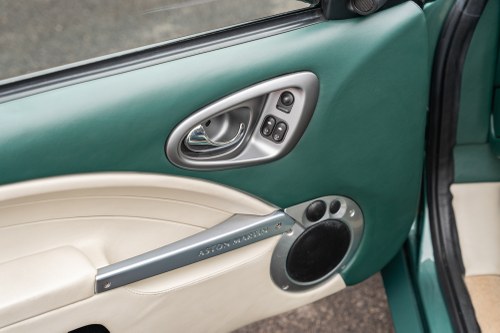 2005 Aston Martin Vanquish (LHD) In vendita (immagine 28 di 142)
