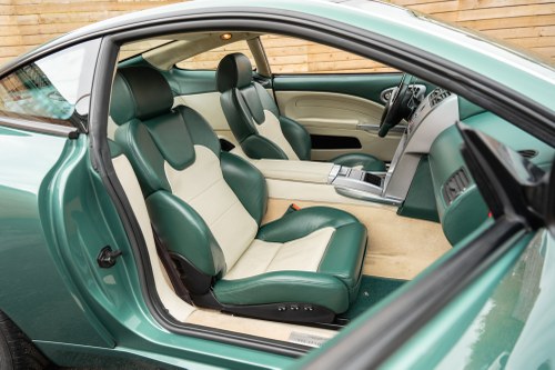 2005 Aston Martin Vanquish (LHD) In vendita (immagine 58 di 142)