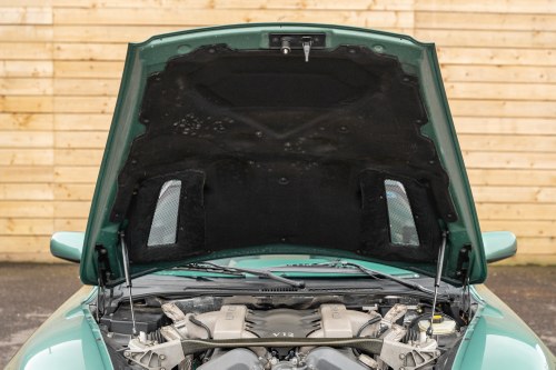 2005 Aston Martin Vanquish (LHD) In vendita (immagine 128 di 142)