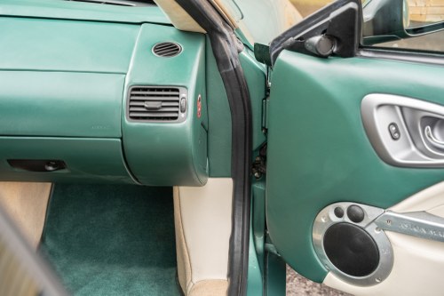 2005 Aston Martin Vanquish (LHD) In vendita (immagine 43 di 142)