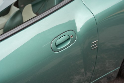 2005 Aston Martin Vanquish (LHD) In vendita (immagine 74 di 142)