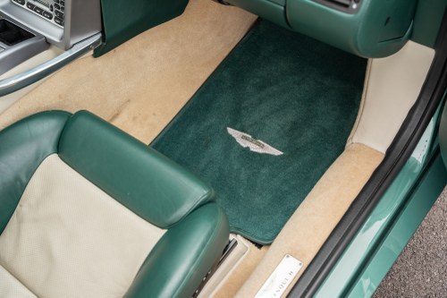 2005 Aston Martin Vanquish (LHD) In vendita (immagine 46 di 142)