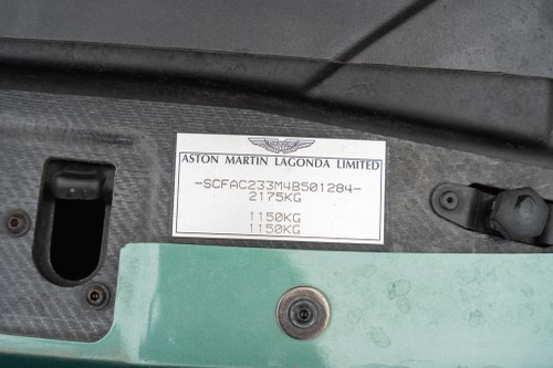 2005 Aston Martin Vanquish (LHD) In vendita (immagine 127 di 142)