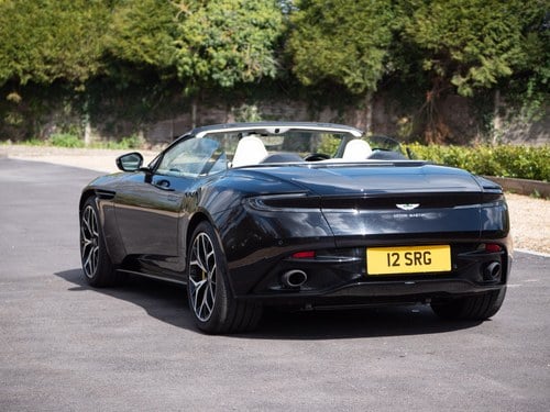 2018 Aston Martin DB11 Volante In vendita (immagine 14 di 271)