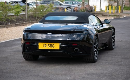 2018 Aston Martin DB11 Volante In vendita (immagine 23 di 271)