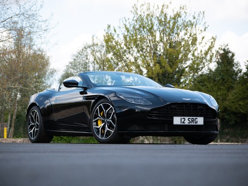 2018 Aston Martin DB11 Volante In vendita (immagine 3 di 271)