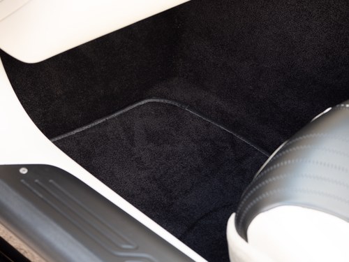 2018 Aston Martin DB11 Volante In vendita (immagine 96 di 271)