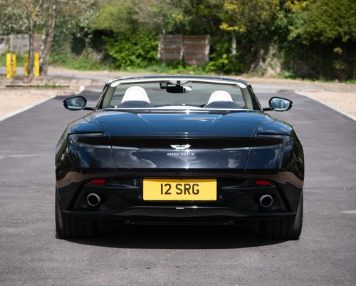 2018 Aston Martin DB11 Volante In vendita (immagine 13 di 271)