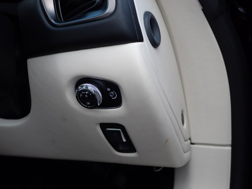 2018 Aston Martin DB11 Volante In vendita (immagine 79 di 271)