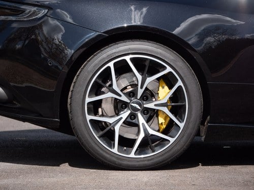 2018 Aston Martin DB11 Volante In vendita (immagine 29 di 271)