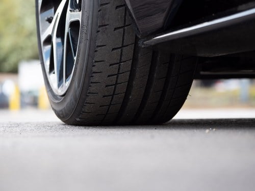 2018 Aston Martin DB11 Volante In vendita (immagine 45 di 271)