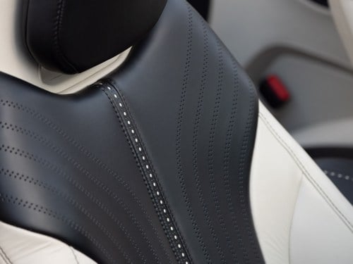 2018 Aston Martin DB11 Volante In vendita (immagine 77 di 271)