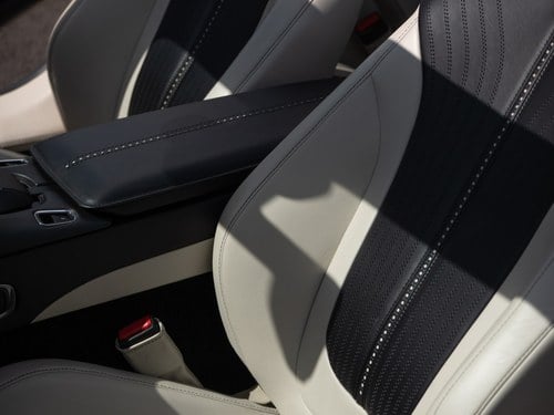 2018 Aston Martin DB11 Volante In vendita (immagine 93 di 271)