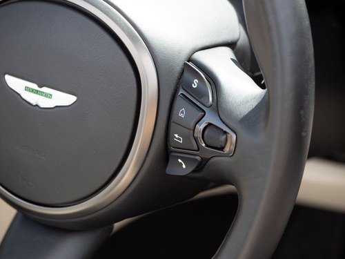 2018 Aston Martin DB11 Volante In vendita (immagine 84 di 271)