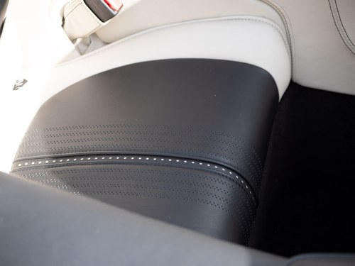 2018 Aston Martin DB11 Volante In vendita (immagine 102 di 271)