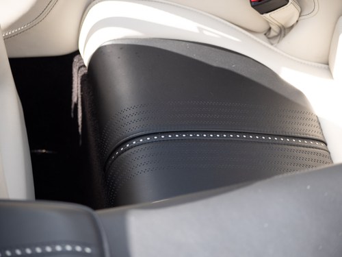 2018 Aston Martin DB11 Volante In vendita (immagine 100 di 271)