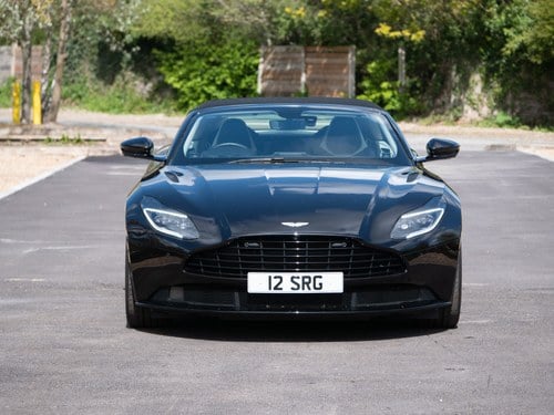 2018 Aston Martin DB11 Volante In vendita (immagine 18 di 271)
