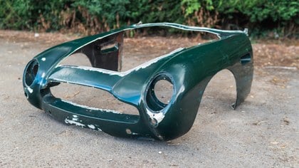 Aston Martin DB5 Front Nose End