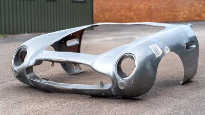 1965 Aston Martin DB5 Front Nose End