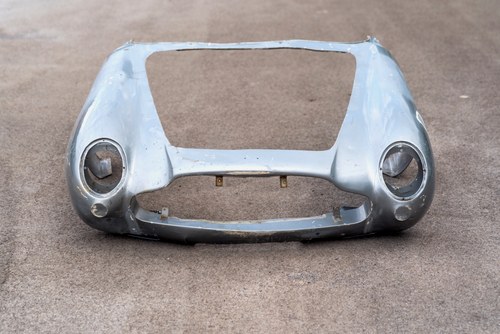 1965 Aston Martin DB5 Front Nose End In vendita (immagine 3 di 32)