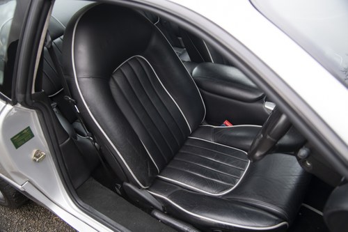 1999 Aston Martin DB7 Alfred Dunhill Special Edition For Sale (picture 47 of 232)