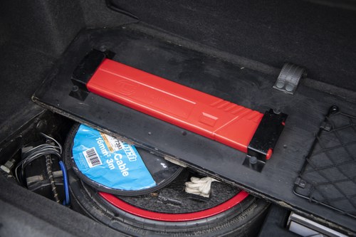 1999 Aston Martin DB7 Alfred Dunhill Special Edition For Sale (picture 85 of 232)