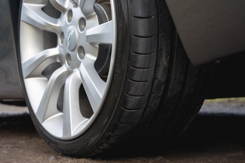 2004 Aston Martin DB7 GTA zum Verkauf (Bild 164 von 222)