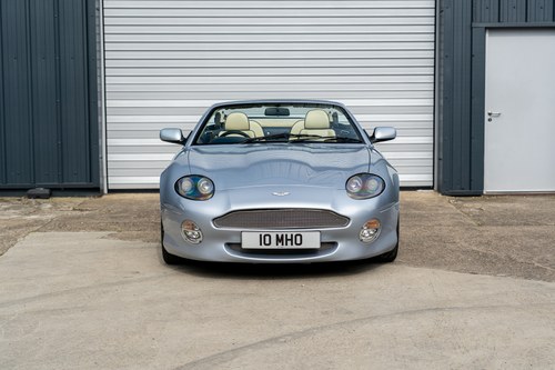 2002 Aston Martin DB7 Vantage Volante V12 zum Verkauf (Bild 3 von 140)