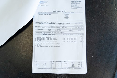 2002 Aston Martin DB7 Vantage Volante V12 zum Verkauf (Bild 138 von 140)