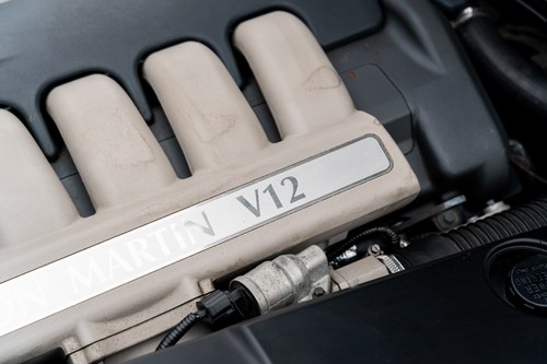 2002 Aston Martin DB7 Vantage Volante V12 zum Verkauf (Bild 122 von 140)