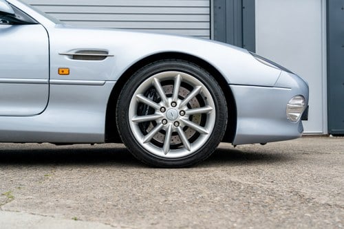 2002 Aston Martin DB7 Vantage Volante V12 zum Verkauf (Bild 19 von 140)