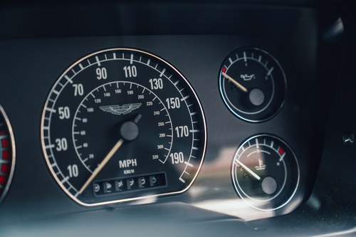 1999 Aston Martin DB7 Vantage Coupe Te koop (foto 22 van 108)