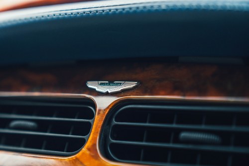 1999 Aston Martin DB7 Vantage Coupe Te koop (foto 28 van 108)