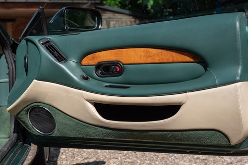 1999 Aston Martin DB7 Vantage Volante In vendita (immagine 41 di 93)