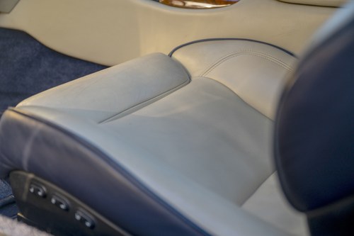 2001 Aston Martin DB7 Vantage Convertible For Sale (picture 48 of 172)