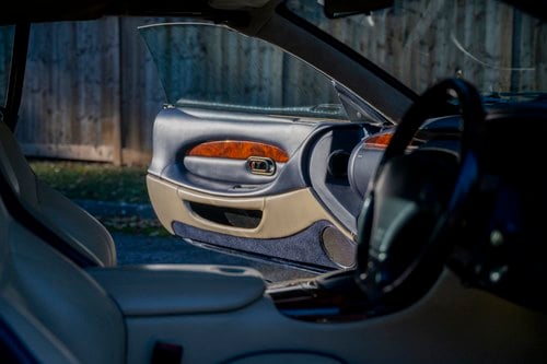 2001 Aston Martin DB7 Vantage Convertible For Sale (picture 33 of 172)