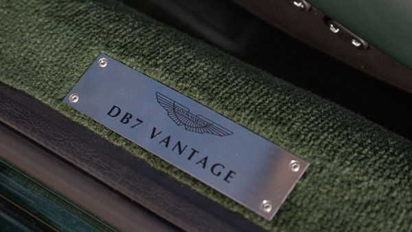 2002 Aston Martin DB7 Vantage Volante For Sale (picture :index of 91)