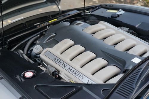2000 Aston Martin DB7 Vantage zum Verkauf (Bild 36 von 39)