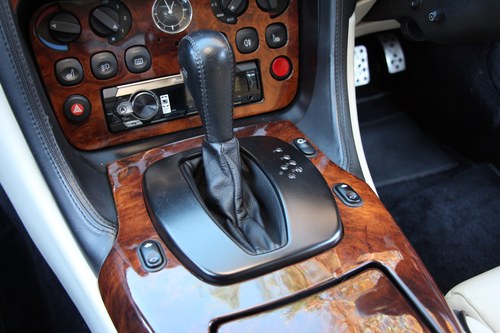 RESERVE LOWERED - 2001 Aston Martin DB7 Vantage For Sale (picture 37 of 176)