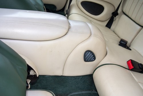 1996 Aston Martin DB7 Volante Manual For Sale (picture 132 of 247)