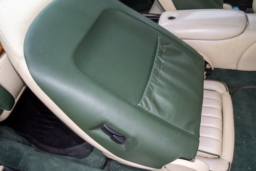 1996 Aston Martin DB7 Volante Manual For Sale (picture 135 of 247)