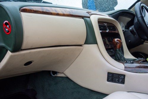 1996 Aston Martin DB7 Volante Manual For Sale (picture 116 of 247)