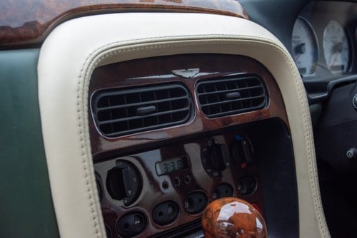 1996 Aston Martin DB7 Volante Manual For Sale (picture 121 of 247)