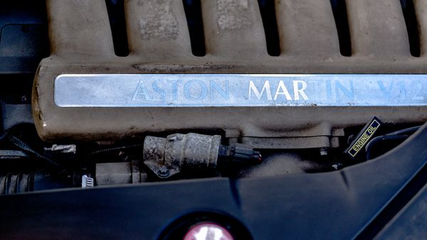 1999 Aston Martin DB7 Volante For Sale (picture :index of 116)