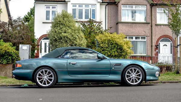 1999 Aston Martin DB7 Volante For Sale (picture :index of 25)