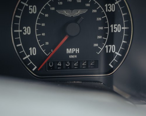 1996 Aston Martin Db7 zum Verkauf (Bild 40 von 125)