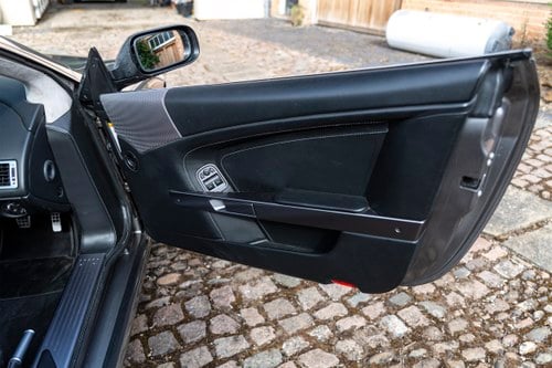 2006 - Aston Martin DB9 Volante Manual In vendita (immagine 27 di 133)