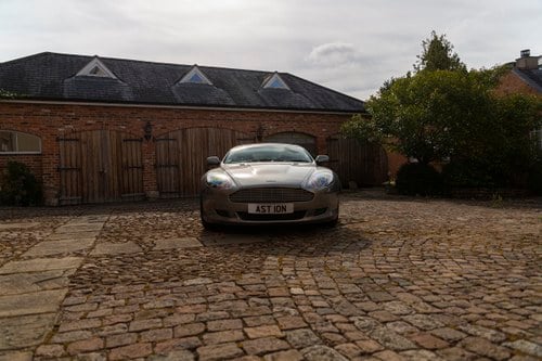 2006 - Aston Martin DB9 Volante Manual In vendita (immagine 10 di 133)