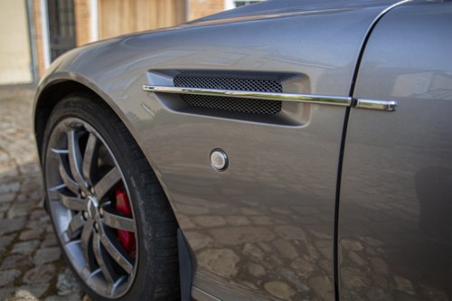 2006 - Aston Martin DB9 Volante Manual In vendita (immagine 58 di 133)