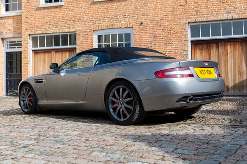 2006 - Aston Martin DB9 Volante Manual In vendita (immagine 14 di 133)